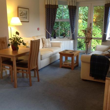 Lyndhurst Guest House 울버스톤 외부 사진