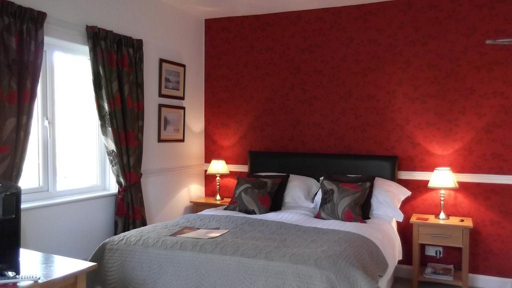 Lyndhurst Guest House 울버스톤 객실 사진