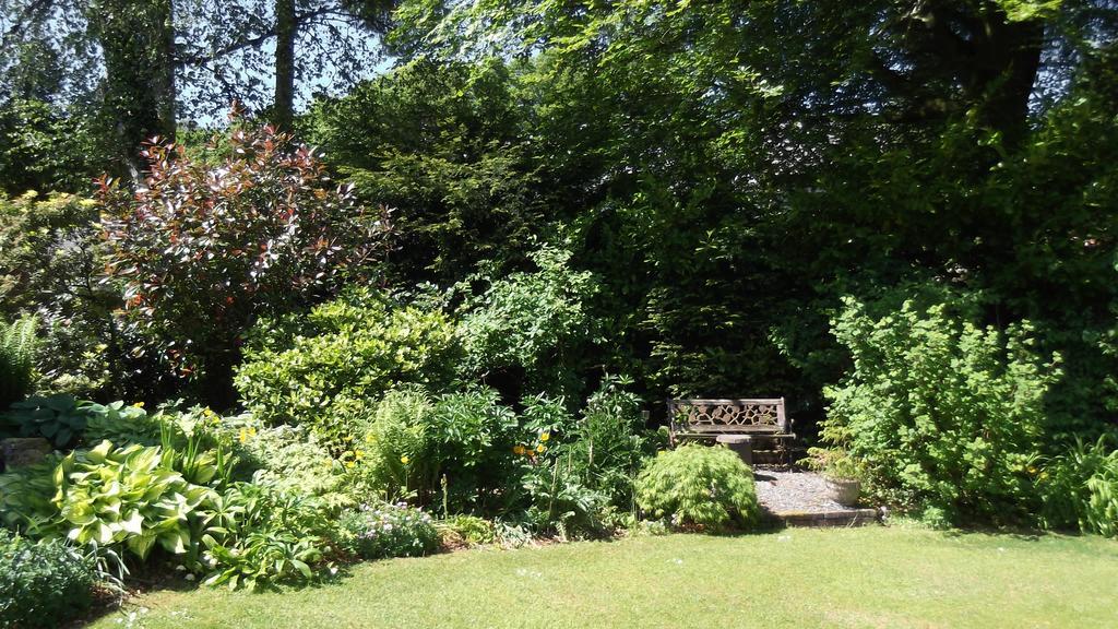 Lyndhurst Guest House 울버스톤 외부 사진